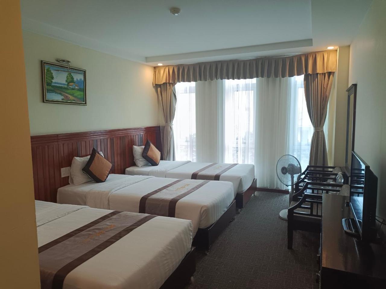 Vinh Plaza Hotel Экстерьер фото