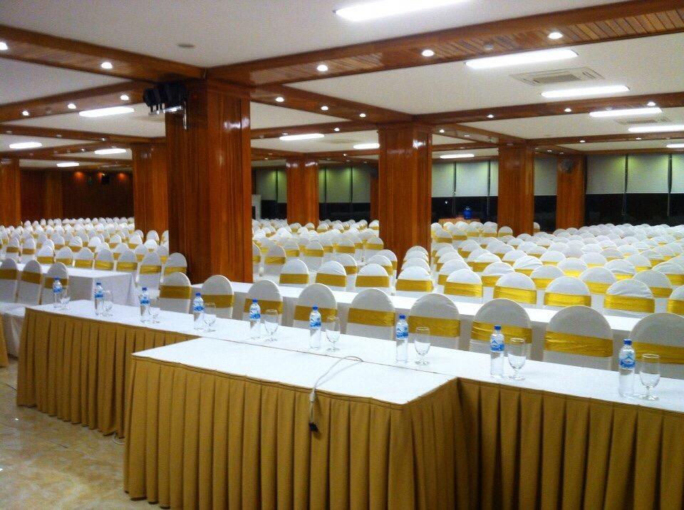 Vinh Plaza Hotel Экстерьер фото
